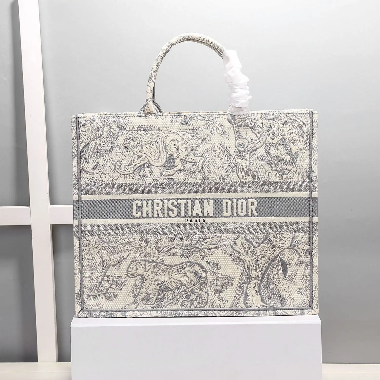 Dior Gray Tiger Embroidered Tote Bag image 1