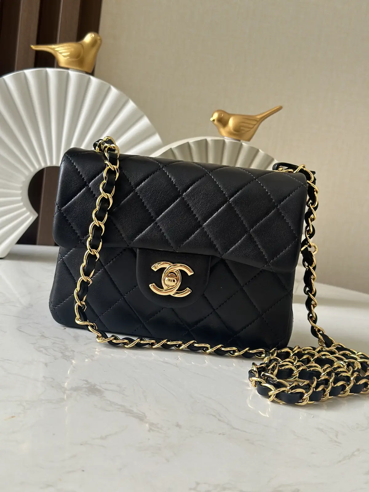 Chanel Quilted Mini Square Flap Chain Bag image 1