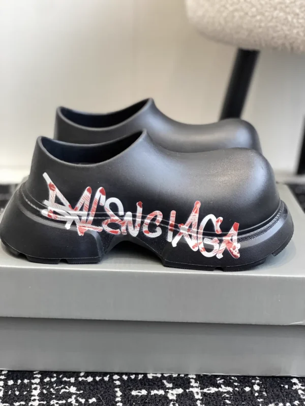 Balenciaga 25ss Spring Summer Graffiti Platform Clogs image 1
