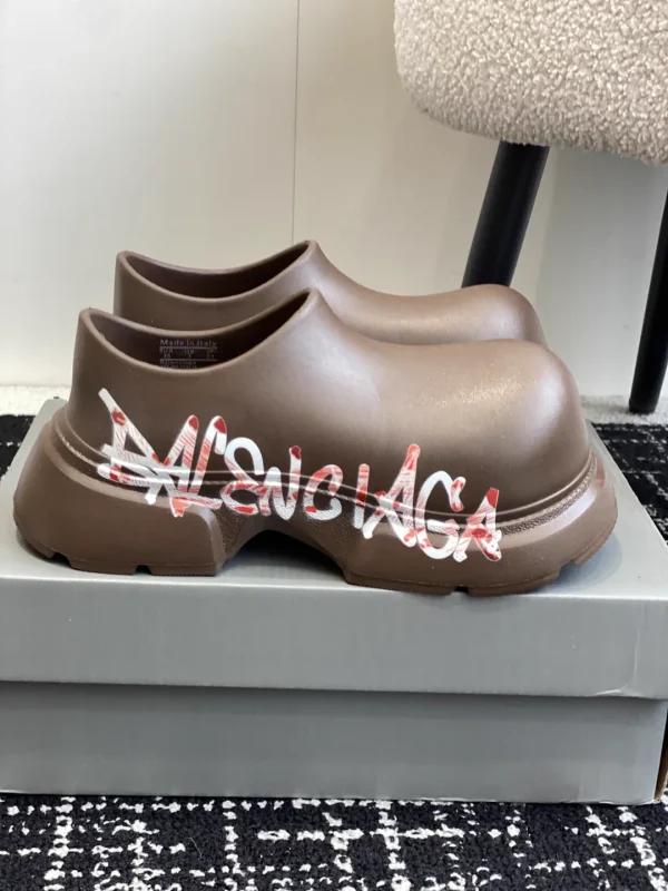Balenciaga 25ss Spring Summer Graffiti Platform Clogs image 1