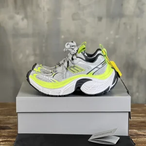 Balenciaga 6XL Round Toe Lace-Up Low-Top Chunky Sneakers image 1