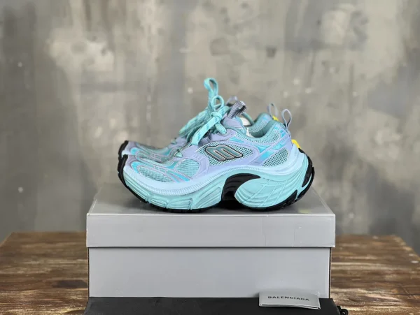 Balenciaga 6XL Round Toe Lace-Up Low-Top Chunky Sneakers image 1