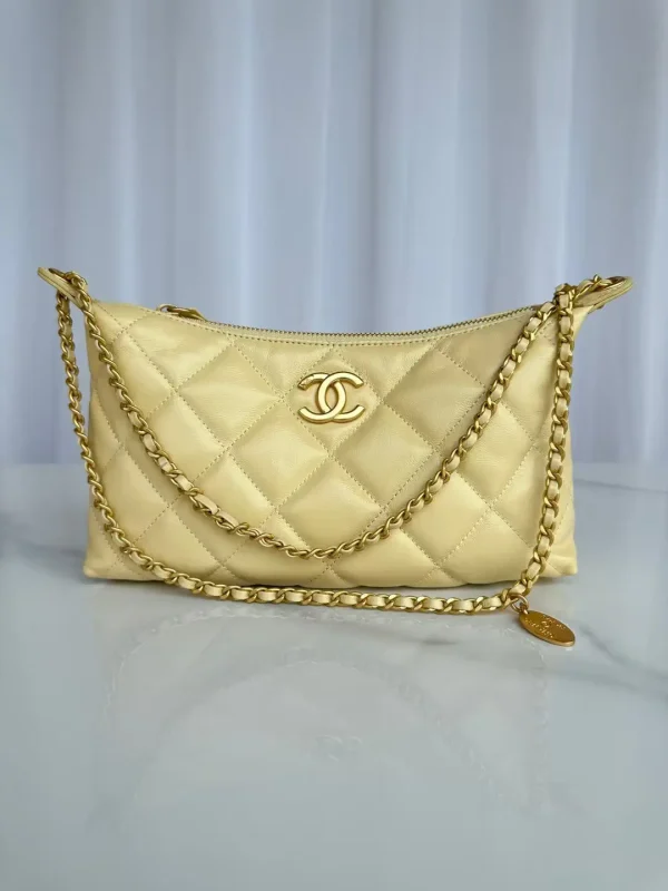 Chanel Quilted Shoulder Bag image 1