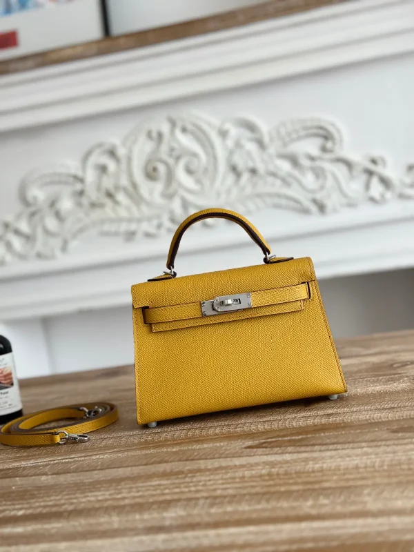 Hermès Mini Kelly Top Handle Bag image 1