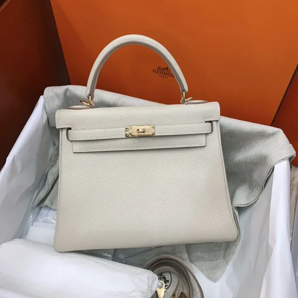 Hermès Kelly 25 Top Handle Bag image 1