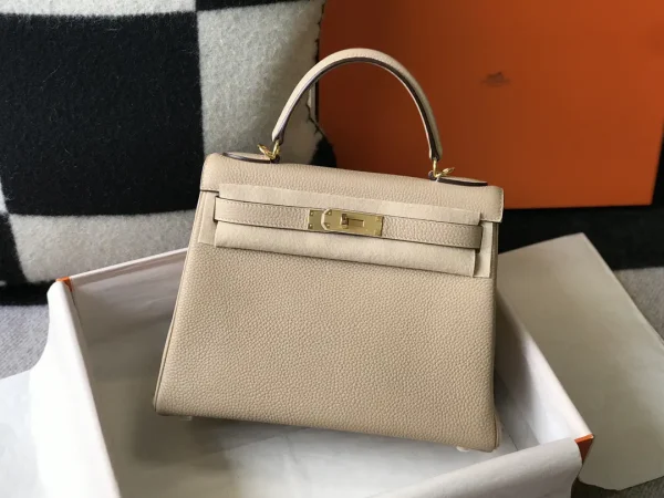 Hermès Kelly Top Handle Bag image 1