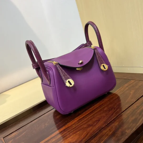 Hermès Mini Lindy Top Handle Bag image 1