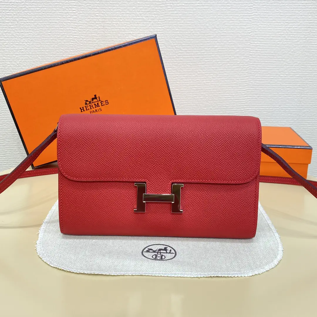 Hermès Red Crossbody Bag image 1