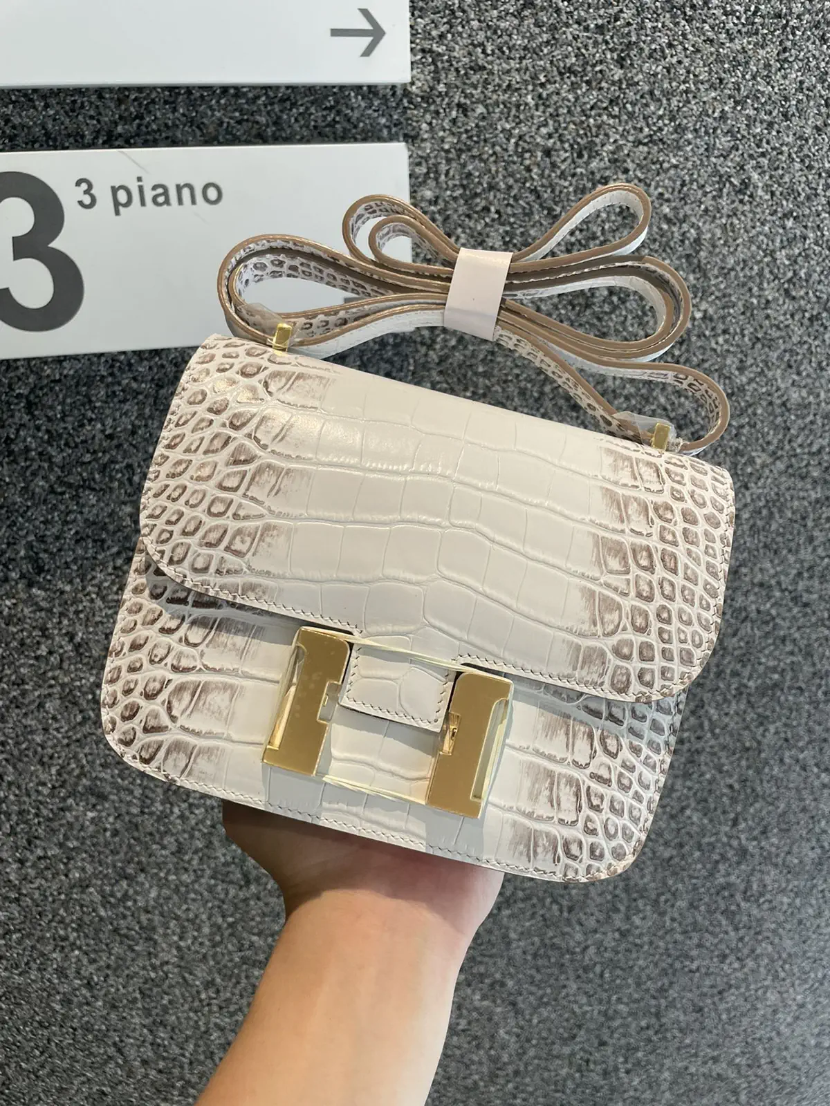 Hermès Crocodile Embossed Crossbody Bag image 1