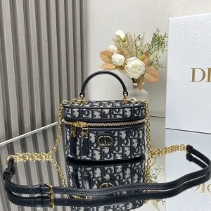 Dior 30 Montaigne Mini Vanity Bag image 1