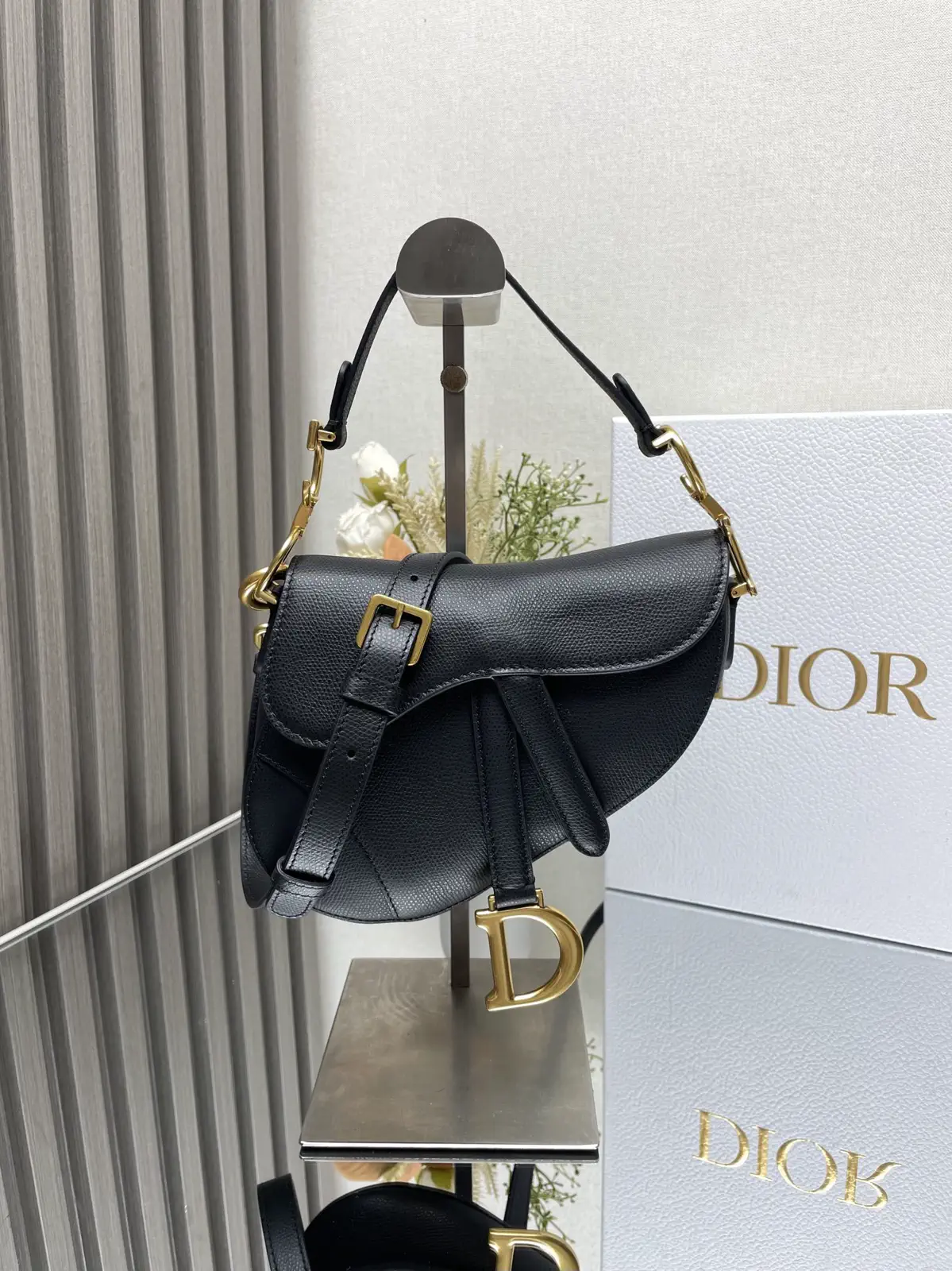 Dior Saddle Crossbody Bag image 1