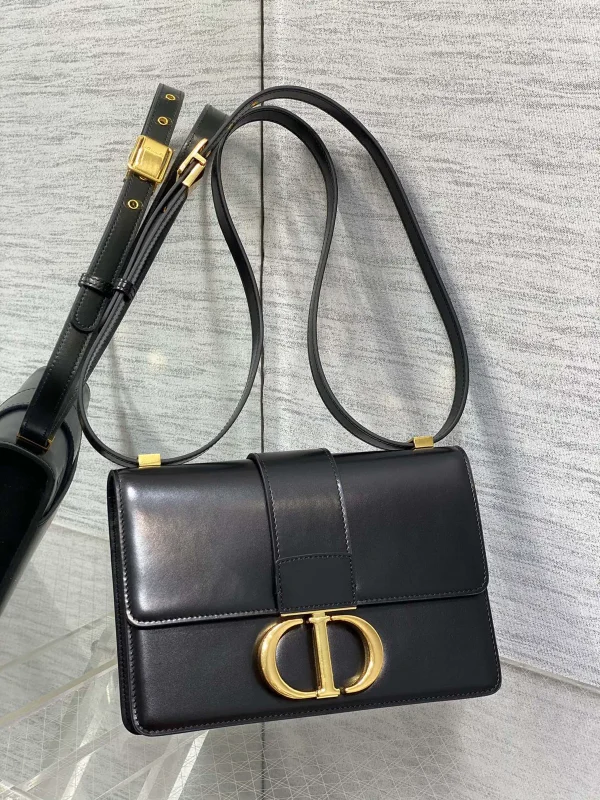 Dior 30 Montaigne Crossbody Bag image 1