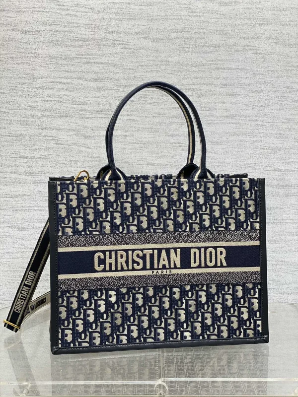 Dior Monogram Medium Tote Bag image 1