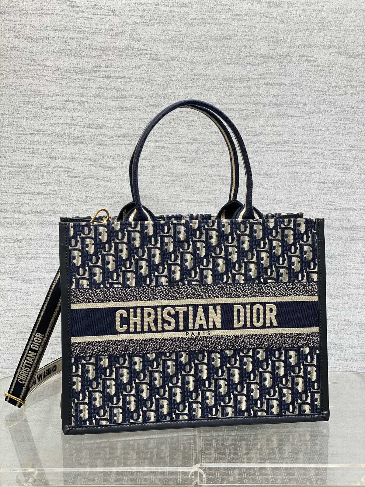 Dior Monogram Medium Tote Bag image 1