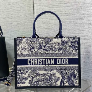 Dior Animal Embroidered Tote Bag image 1