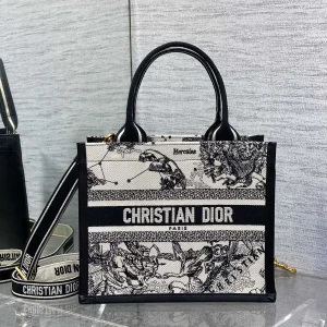 Dior Animal Embroidered Tote Bag image 1