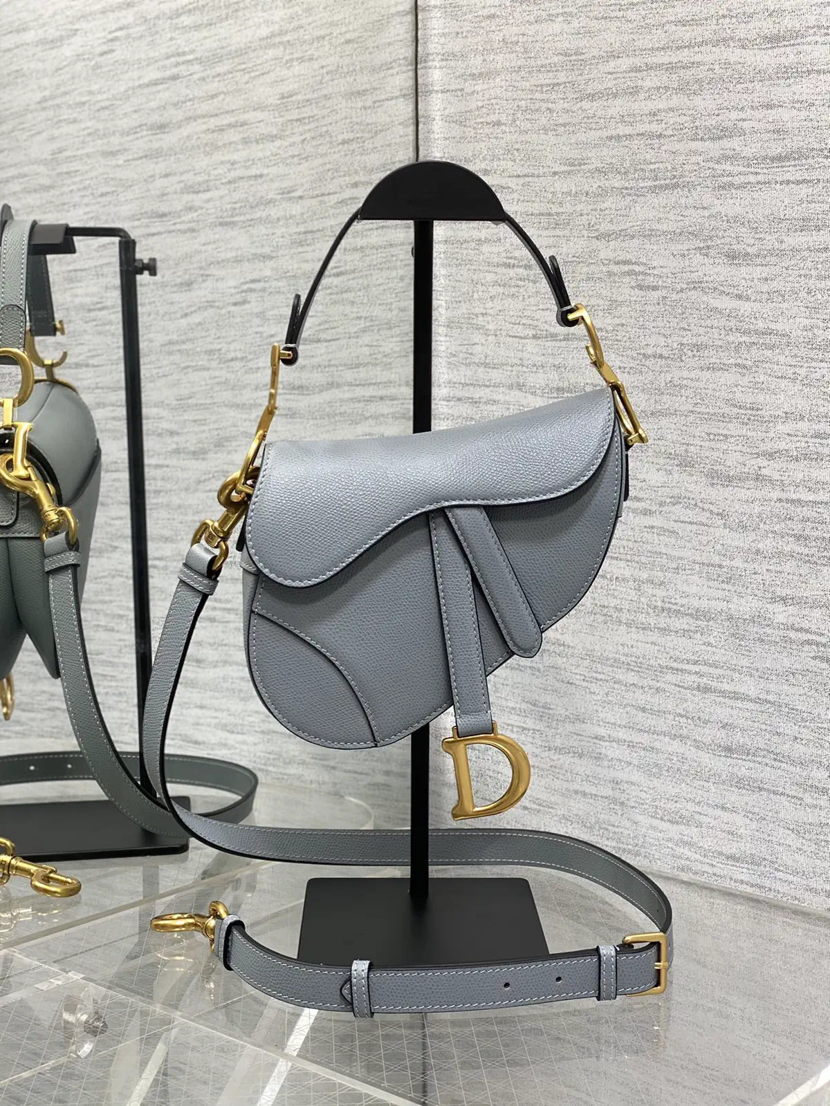 Dior Saddle Crossbody Bag image 1