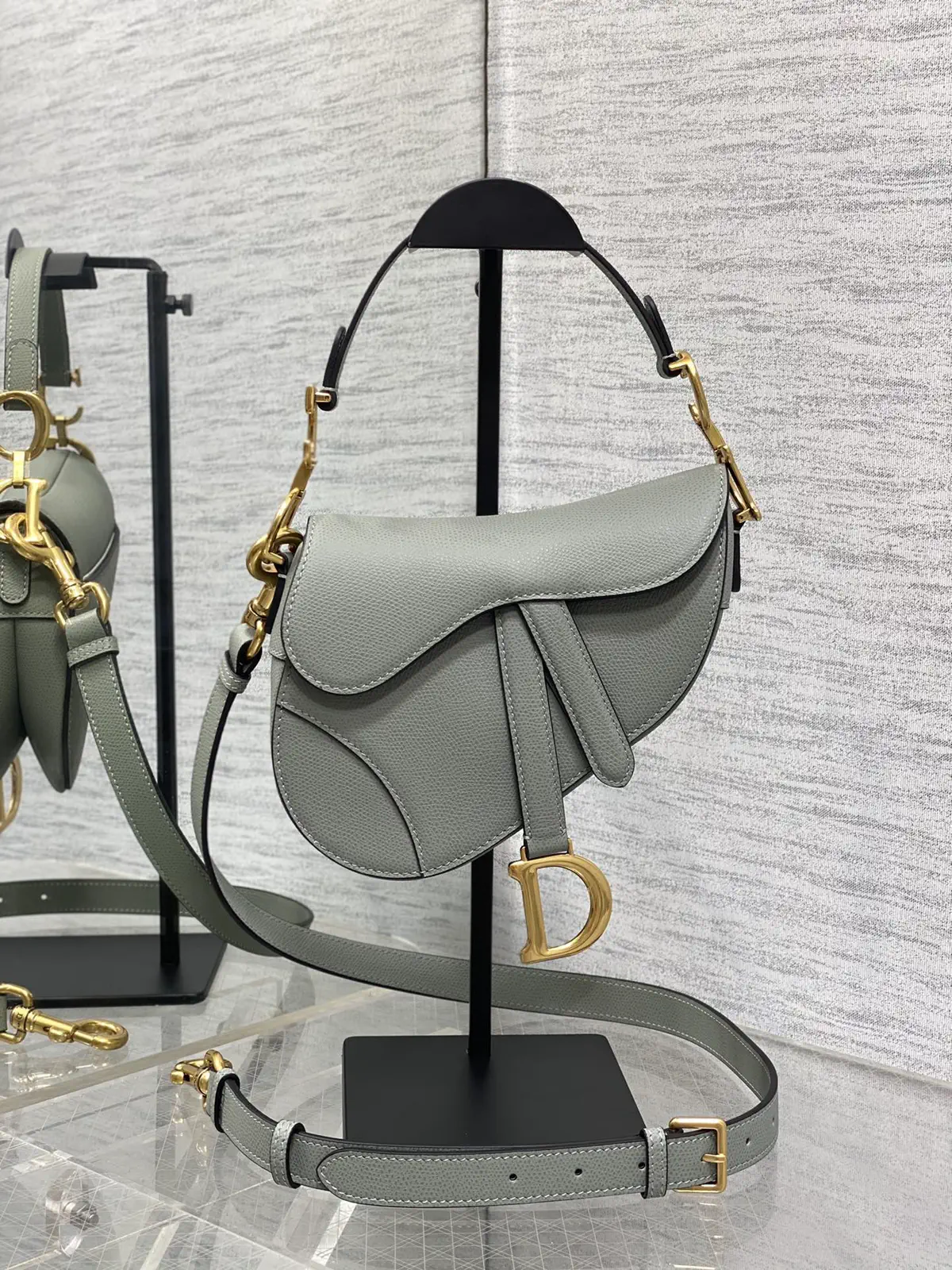 Dior Saddle Crossbody Bag image 1
