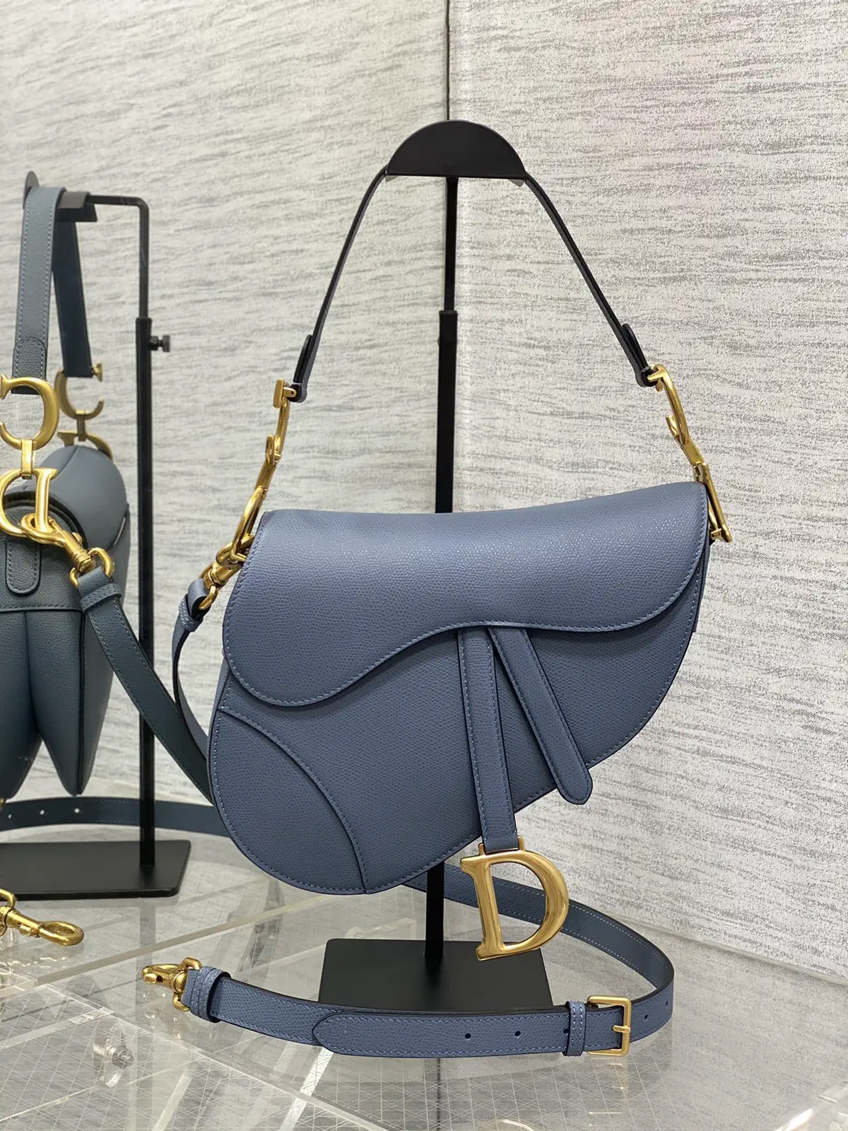 Dior Saddle Shoulder Bag image 1