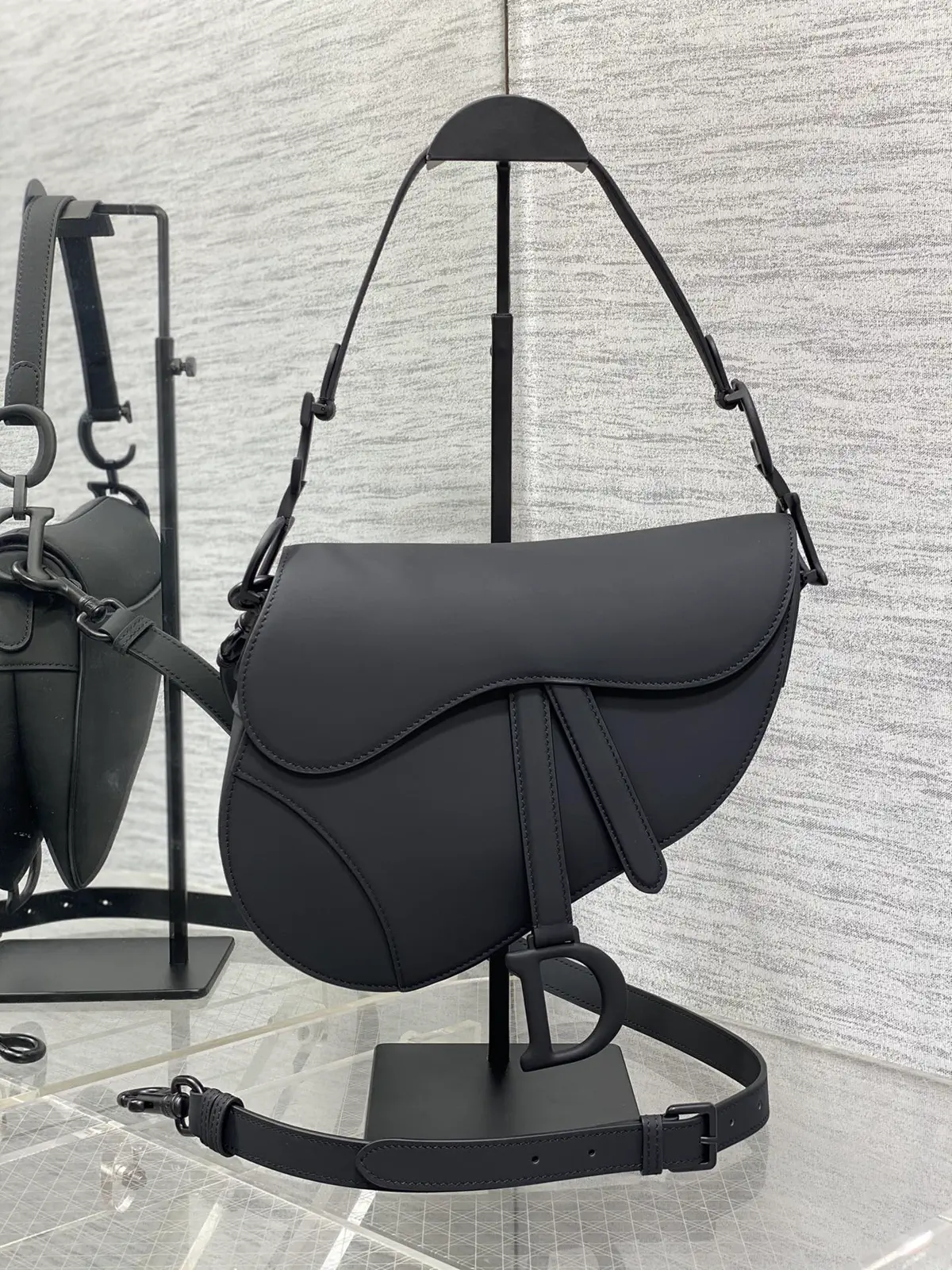 Dior Saddle Crossbody Bag image 1