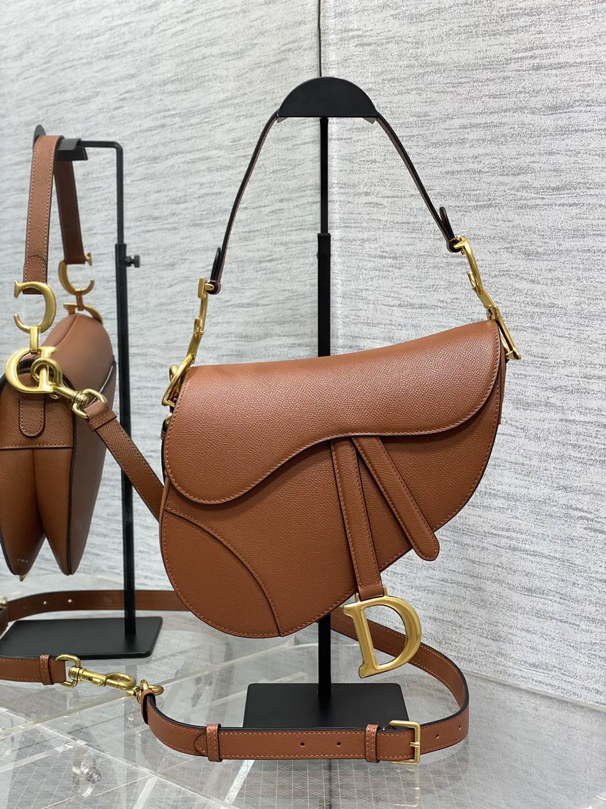 Dior Saddle Shoulder Bag image 1