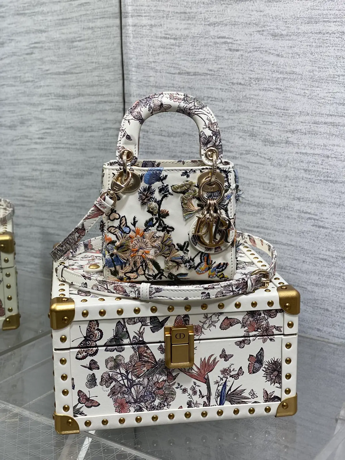 Dior Lady Dior Super Mini Embroidered Top Handle Bag with Storage Trunk image 1