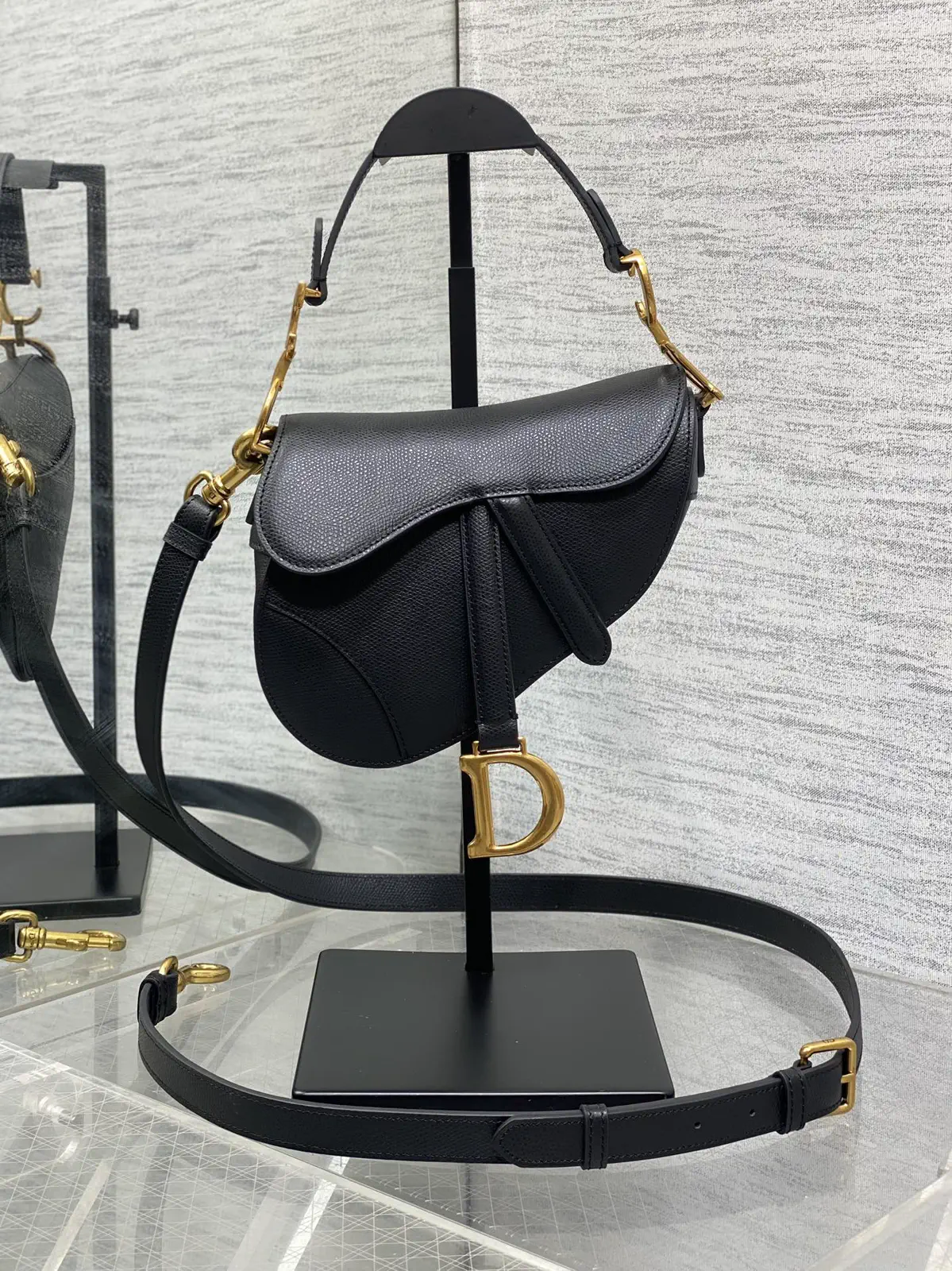 Dior Saddle Crossbody Bag image 1