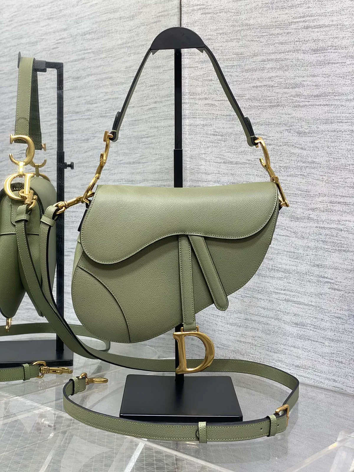 Dior Saddle Crossbody Bag image 1
