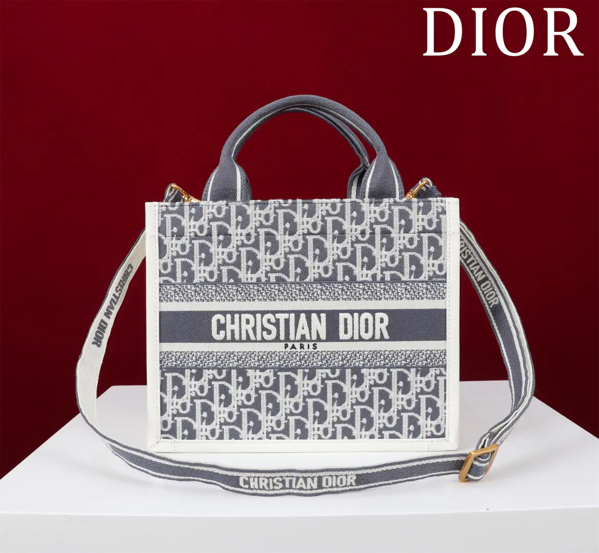 Dior Monogram Tote Bag with Detachable Shoulder Strap image 1