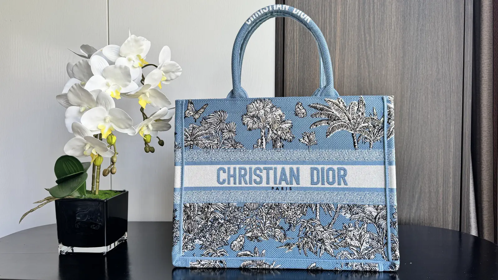 Dior Book Tote image 1