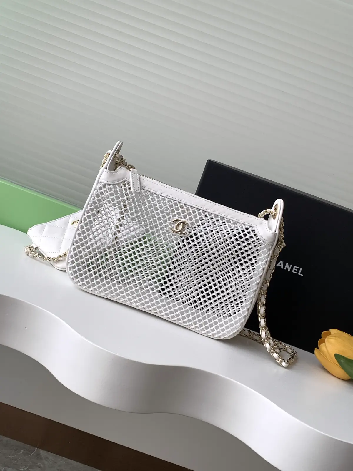 Chanel White Mesh Chain Shoulder Bag image 1