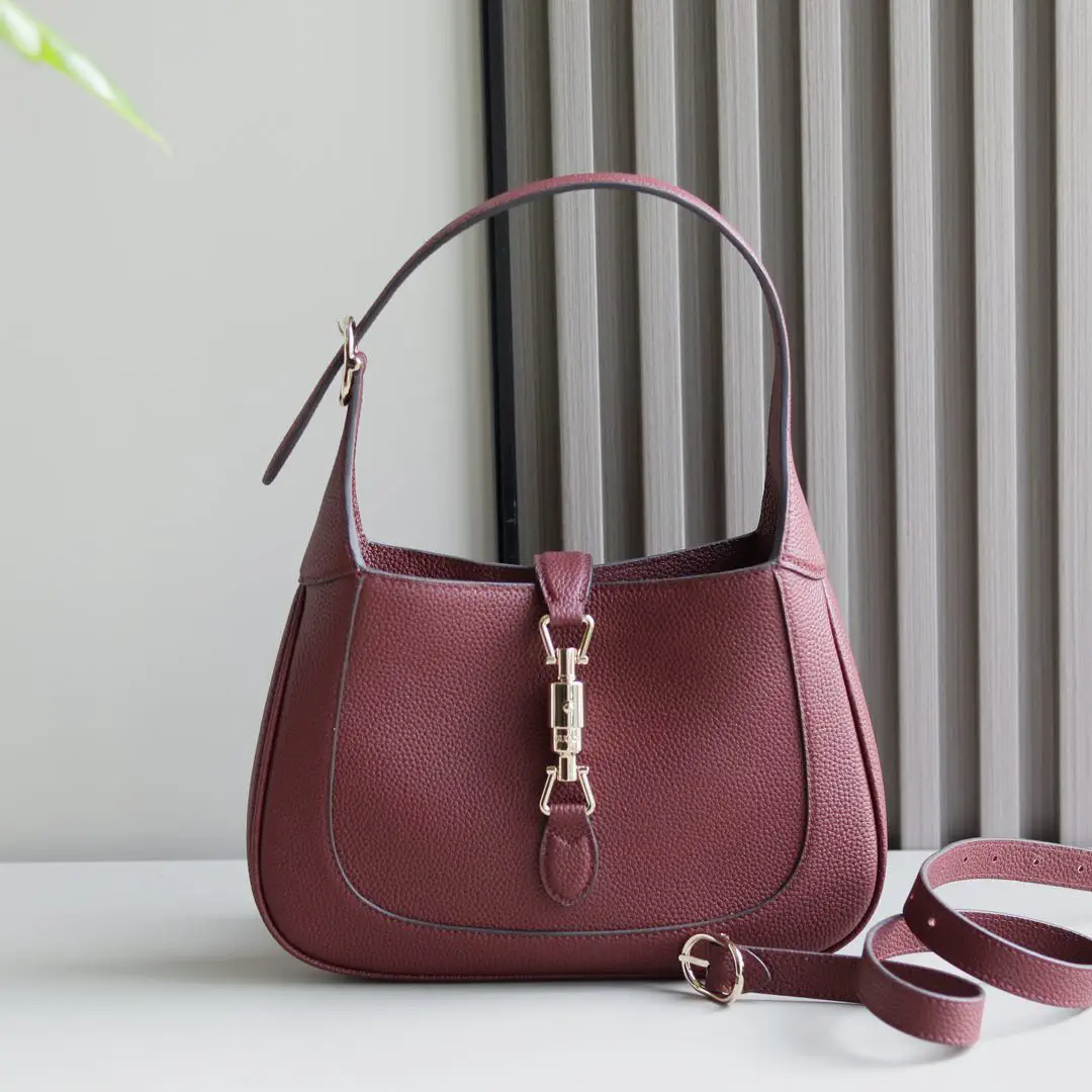 Gucci Burgundy Leather Shoulder Bag image 1
