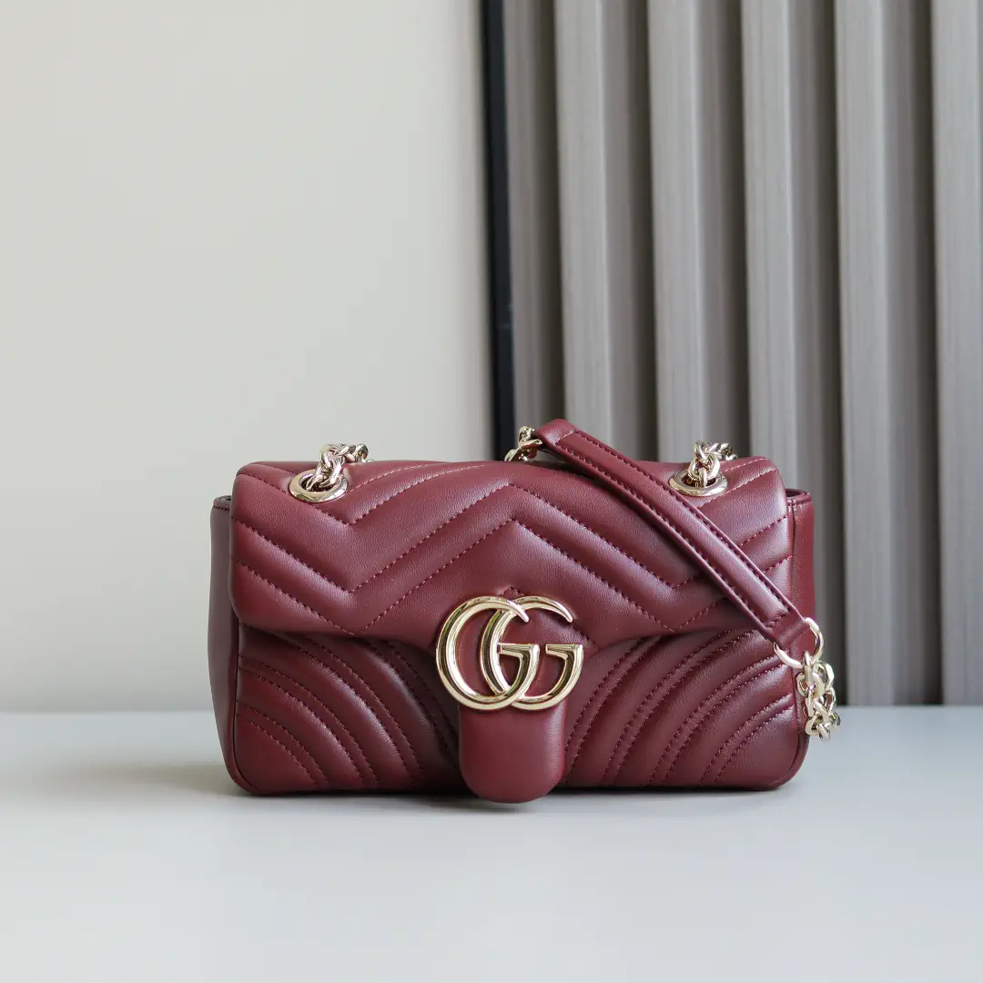 Gucci Quilted Leather Shoulder Bag image 1