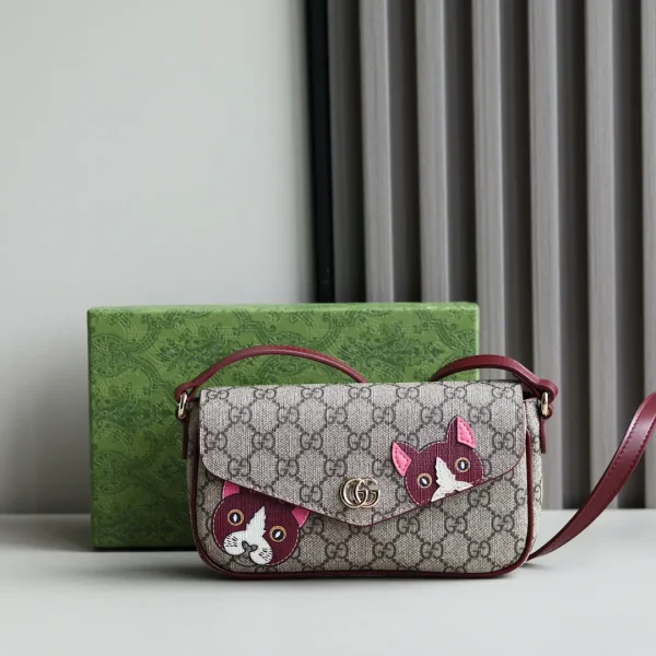 Gucci Cat Detail Mini Shoulder Bag image 1