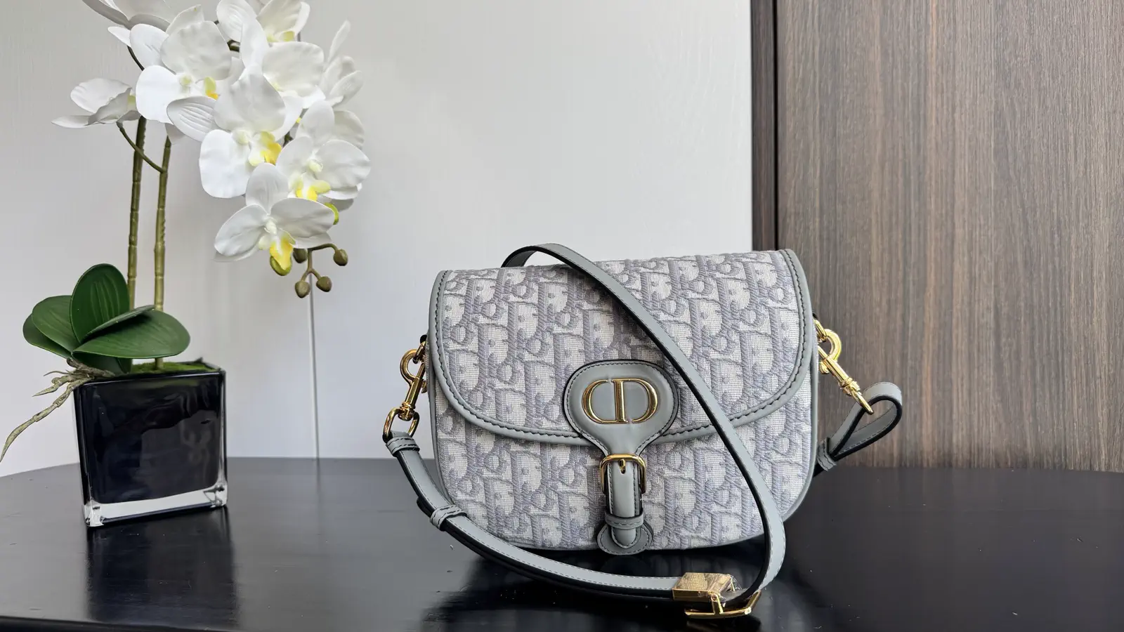 Dior Bobby Medium Crossbody Bag image 1