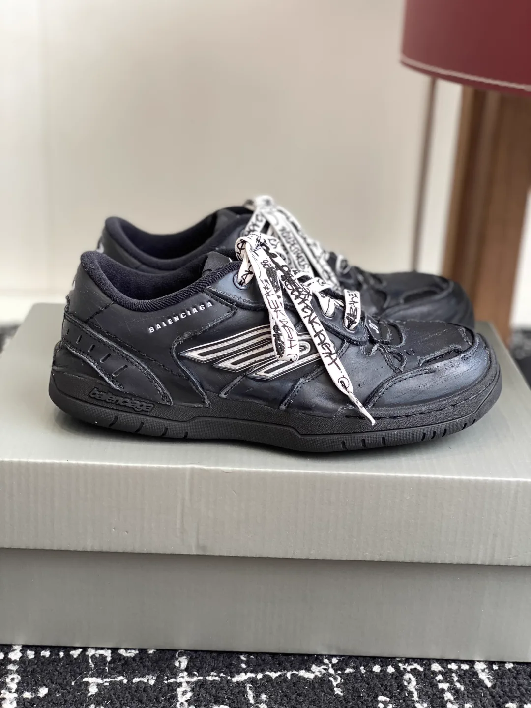 Balenciaga Hamptons Worn-Out Sneakers image 1