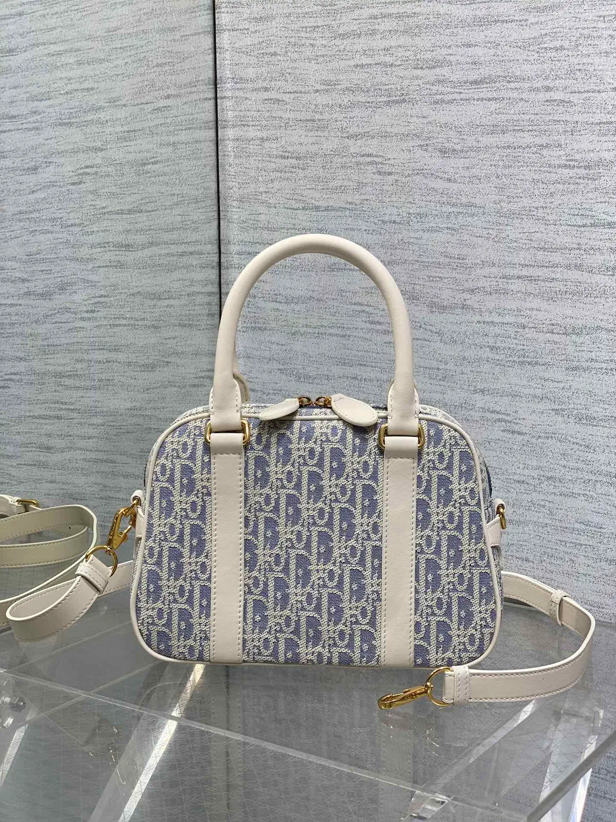 Dior D-Vibe Medium Bowling Bag image 1