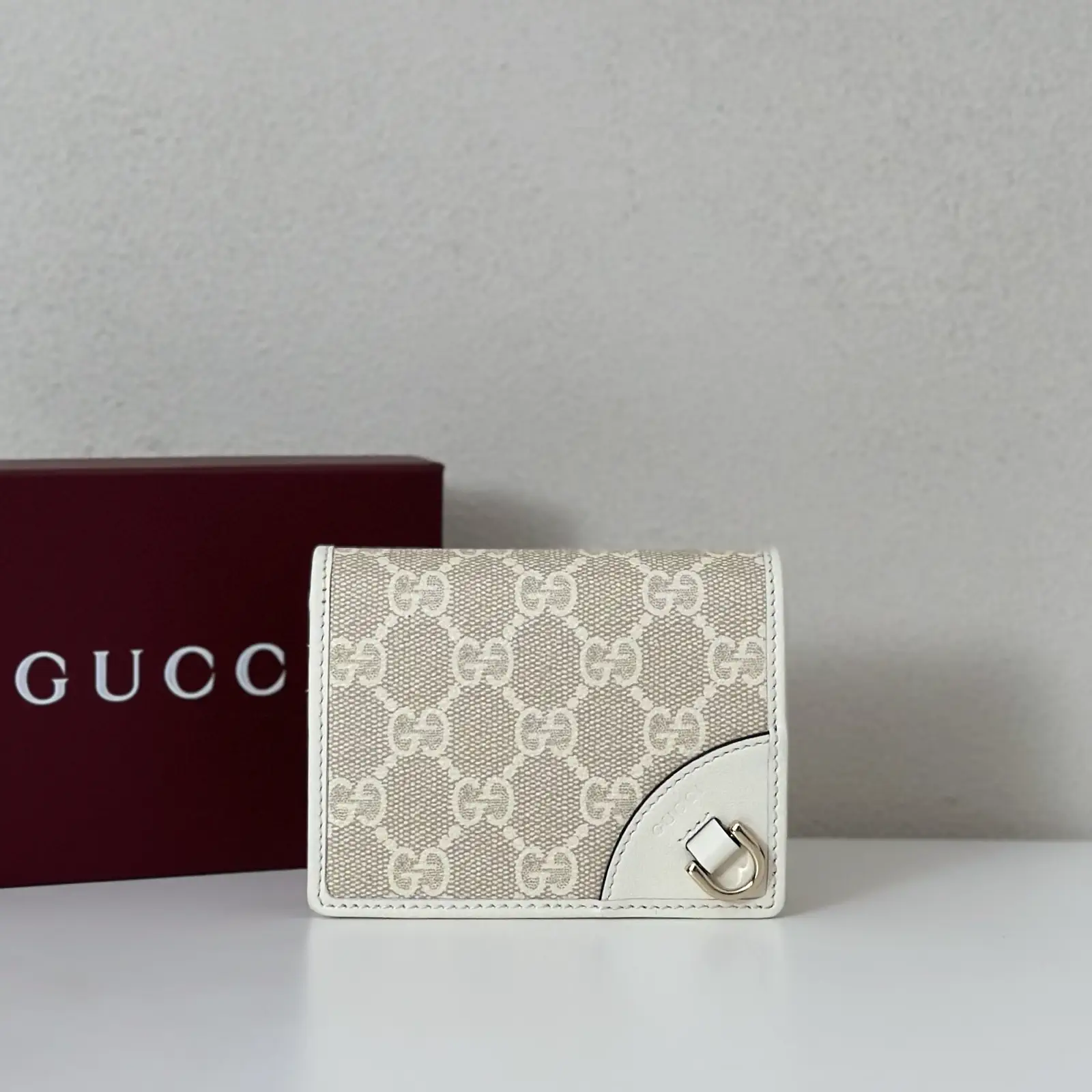 Gucci Monogram Card Holder image 1