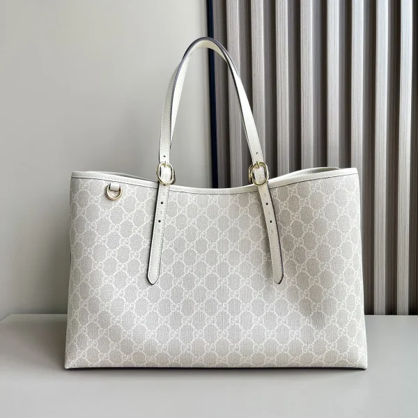Gucci GG Emblem Medium Tote Bag image 1