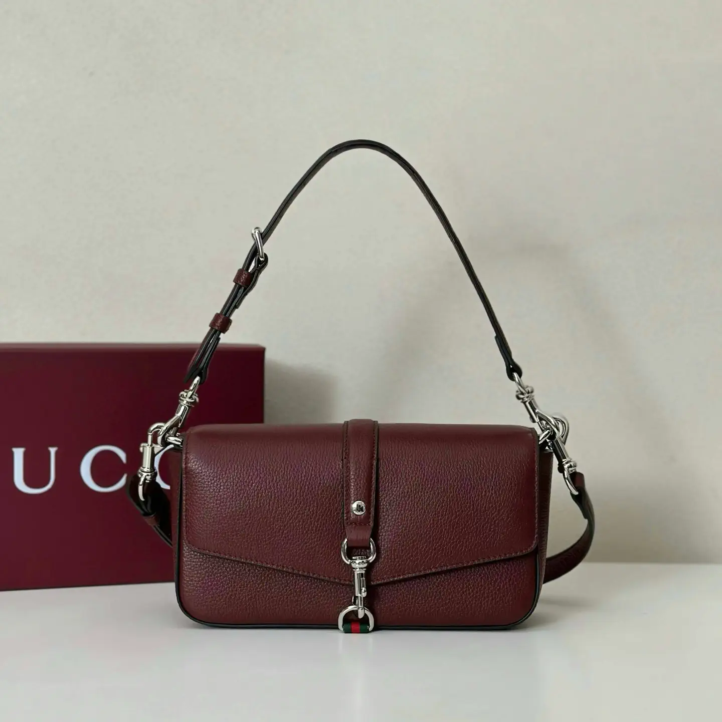 Gucci Burgundy Leather Shoulder Bag image 1