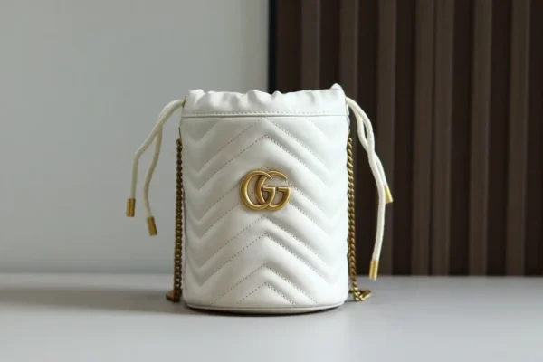 Gucci GG Marmont Mini Bucket Bag image 1