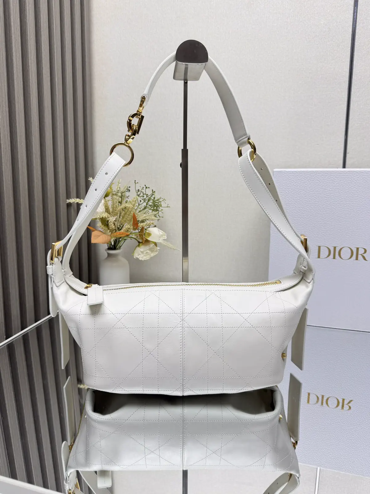 Dior White Quilted Leather Shoulder Bag image 1