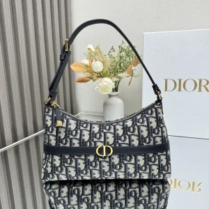 Dior 30 Montaigne Mini Oblique Print Shoulder Bag image 1