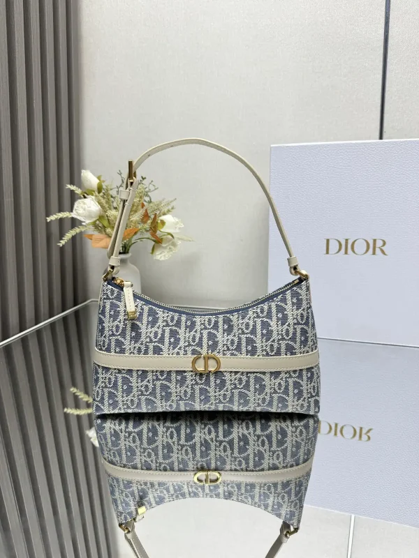 Dior 30 Montaigne Mini Oblique Print Shoulder Bag image 1