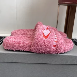 Balenciaga Fuzzy Slide Slippers image 1