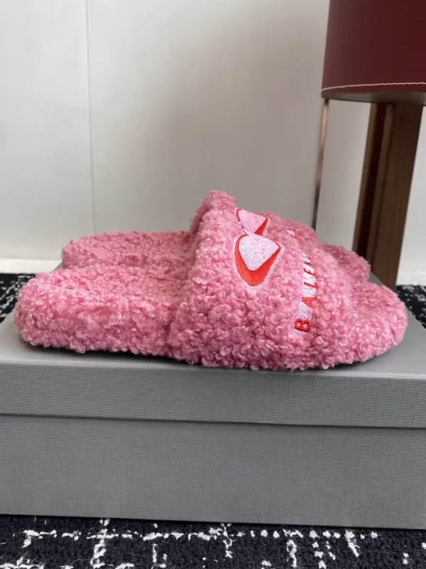 Balenciaga Fuzzy Slide Slippers image 1