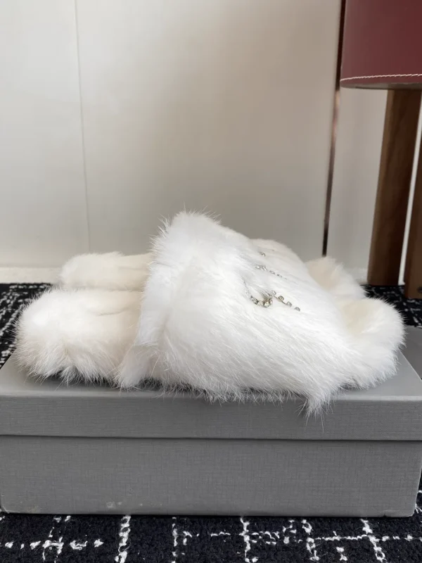Balenciaga 25ss Fall Winter Fur Slippers with Rhinestone Bow image 1