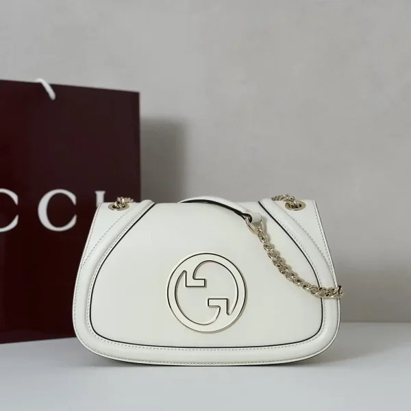Gucci Interlocking G Logo Chain Shoulder Bag image 1