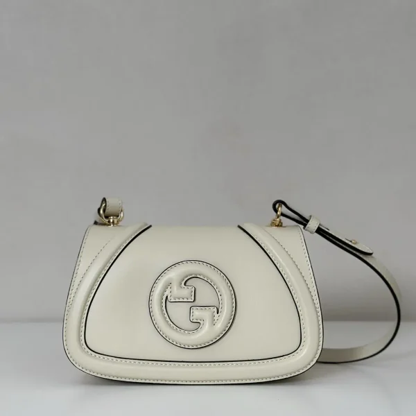 Gucci Interlocking G Logo Shoulder Bag image 1