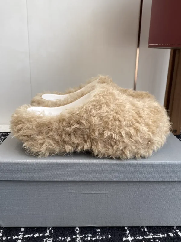 Balenciaga 25ss Fall Winter Thick Sole Wool Slippers image 1